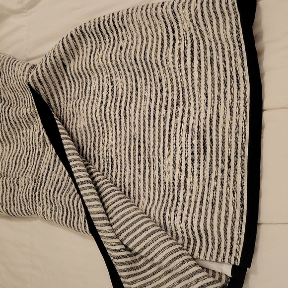 Ann Taylor Dress - Picture 4 of 7